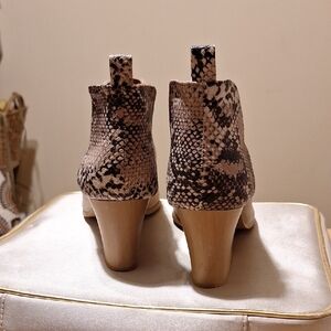 Vintage Qupid Beige Ankle Boots with Snakeskin Accent